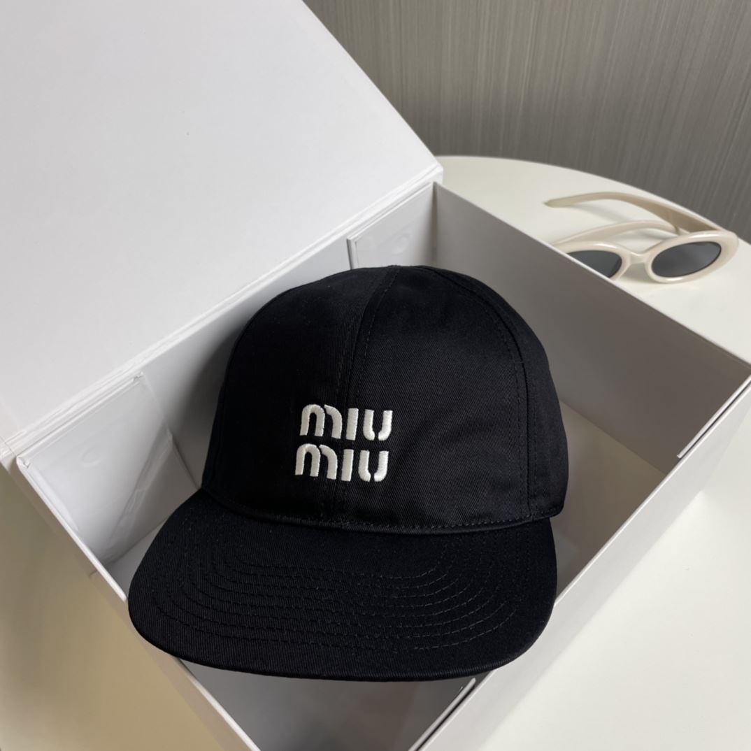 Miu Miu Caps